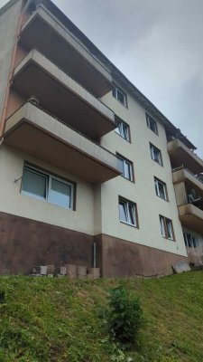 helle & gut geschnittene 4ZKB Wohnung mit Balkon