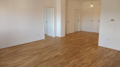 Familien/ WG-geeignete 104 m² 4-Zimmer Neubauwohnung mit 18,5 m² Balkon