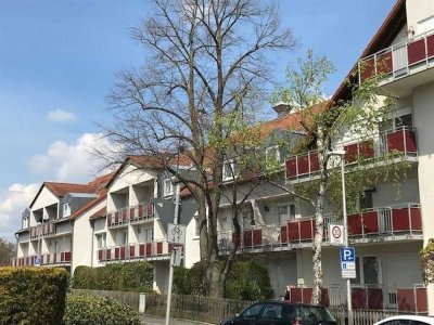 Ruhige, helle 1 Z.Wohn.27 Qm, Terrasse, Einbauküche, TG, direkt Gegenüber Schaeffler