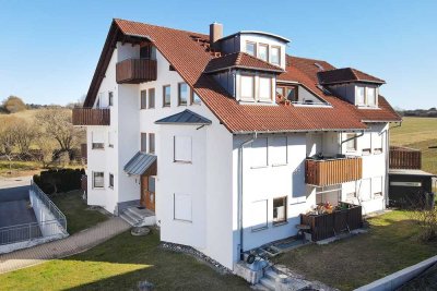 Wohnen direkt am grünen Ortsrand,   moderne Maisonettwohnung mit Dachterrasse