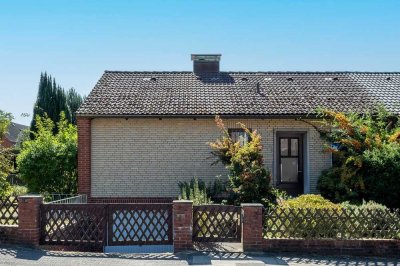 Gepflegte Doppelhaushälfte mit Baugrundstück in Waldrandlage von Geesthacht