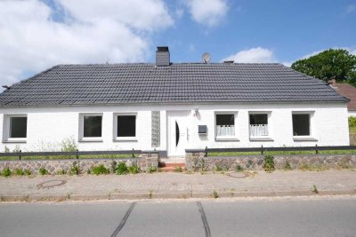 Wohnen in einer Ebene: Einfamilienhaus in Klein-Wittensee