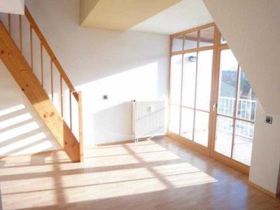 Beeindruckende Galeriewohnung mit Einbauküche