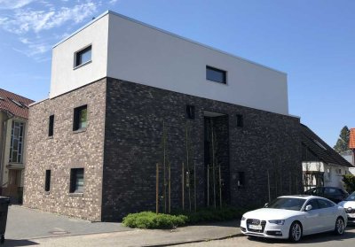 moderne Wohnung über zwei Etagen nahe Zentrum Altwarmbüchen