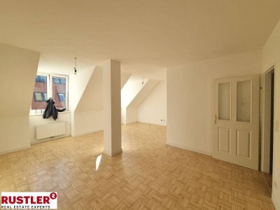 Moderne Stadtwohnung mit EIGENEM GARTEN !