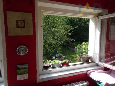 Lichtdurchflutete Wohnung mit eigenem Garten – Ihr neues Zuhause im Grünen!