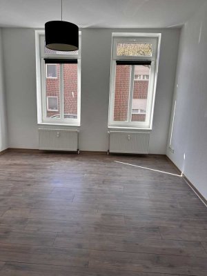 Sehr schöne Erdgeschosswohnung mit EBK