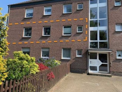Attraktive und gepflegte 4-Zimmer-Wohnung mit Balkon und Garten in guter Wohnlage