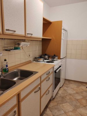 Stilvolle 1-Raum-Wohnung mit Balkon und Einbauküche in Erlangen