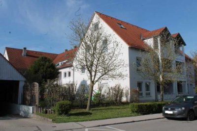 Schnuckelige Maisonette-Wohnung mit Dachstudio und Dachterrasse