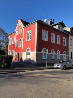 Traumhafte Dachgeschosswohnung in Toplage am Wallgarten in Uerdingen