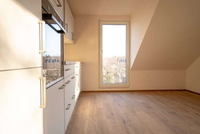 Helle Dachgeschosswohnung mit 2 Zimmern in der charmanten Stadt Müllheim im Markgräflerland