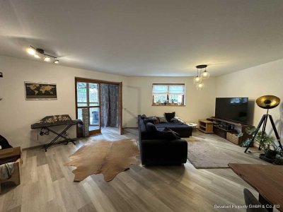 Bezugsfreie 2-Zimmer Wohnung mit Garten in Mitterfels