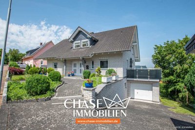 Kleinod mit Panorama-Weitsicht – Exklusives Ein-/Zweifamilienhaus mit Einliegerwohnung in Hehlen!