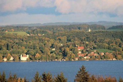 ** Familien Willkommen ! Hochwertig saniertes 8-Zimmer-Bauernhaus in Münsing **