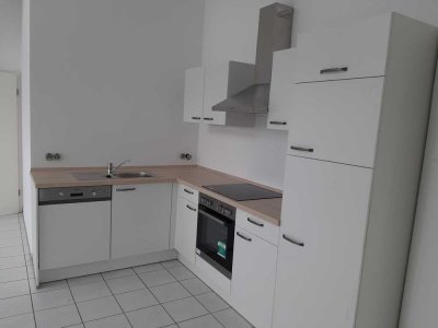 Geschmackvolle, gepflegte 2-Raum-Maisonette-Wohnung mit geh. Innenausstattung mit EBK
