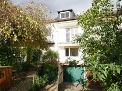 RMH mit besonderem Flair & großem Garten in bevorzugter Lage A-Göggingen