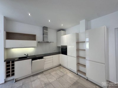 Großzügige Altbauwohnung mit Lift und Top-Ausstattung | ZELLMANN IMMOBILIEN