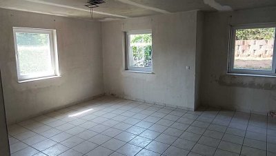 2-Zimmer-Wohnung mit Terrasse in Bad König -OT