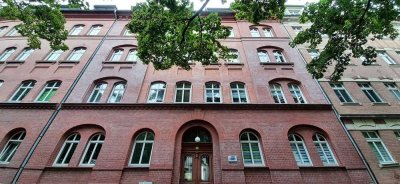 Vermietete 3-Raum-Wohnung mit Balkon in gepflegter Wohnanlage in ruhiger Seitenstraße