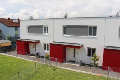 Wohnung mit Loggia und 2 Zimmern