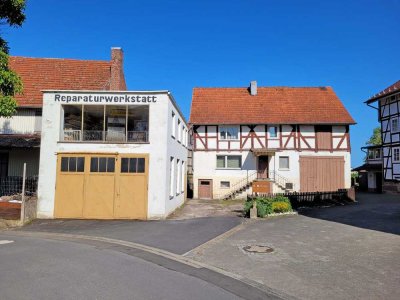 FÜR SCHRAUBER!!! Sanierungsbedürftiges Fachwerkhaus mit Werkstattgebäude