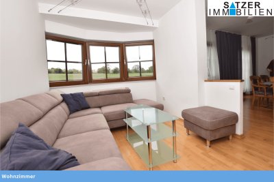 GROSSZÜGIGE 4-ZIMMER WOHNUNG MIT BLICK INS GRÜNE