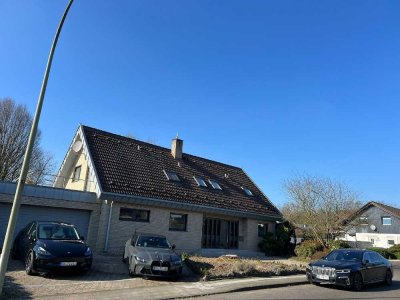 Familienfreundliches Ein/Zweifamilienhaus mit Einliegerwohnung in Traumlage