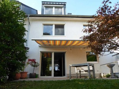 Ihr neues Eigenheim! Gemütliches Reihenhaus mit Garten in Willich