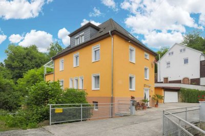 Einziehen & wohlfühlen – Modernisiertes Zweifamilienhaus mit Wow-Effekt!