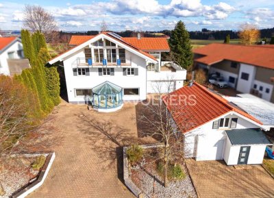 Exklusives Wohnen & Arbeiten: Stilvolles Wohnhaus mit Gewerbeanteil in Wiggensbach