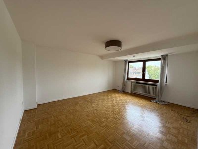 Schöne Zwei-Raum-Wohnung mit Wohnküche mitten in Rüttenscheid!