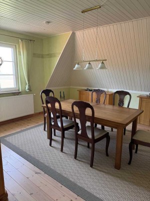 Große Wohnung auf dem Land zu vermieten