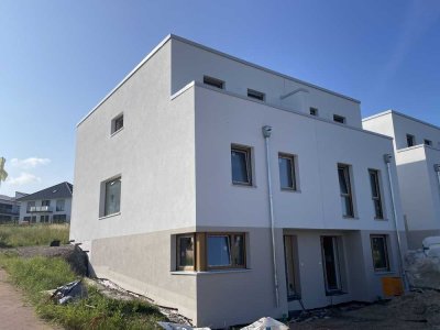 Rohbaubesichtigung möglich:  Doppelhaushälfte in Bad Kreuznach inklusive erschlossenem Grundstück