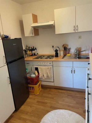 1 Zimmer Wohnung ohne Balkon im 3. OG nach Absprache zu vermieten