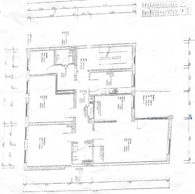 Schöne 4-Zimmer-Wohnung mit Balkon in Lehrte