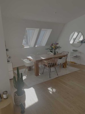 Sonnige 2,5-Zimmer Wohnung mit Balkon Prenzlauer Berg - möbiliert ab 1.11.