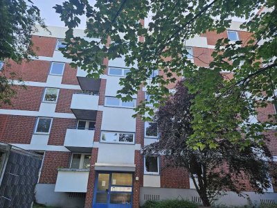 Pärchen und Singles aufgepasst: 2-Zimmer-Wohnung mit 2 Balkonen in Bremerhaven-Lehe!