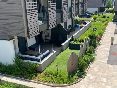 Möblierte Gartenwohnung mit TG-Parkplatz, Keller, Terrasse und privaten Seezugang
