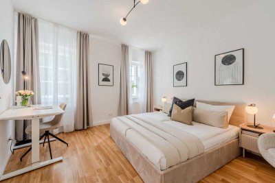 Stilvolle 2-Zimmer-Wohnung mit Homeoffice & moderner Küche in Berlin-Zehlendorf