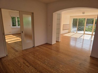 Großzügiges+lichtdurchflutetes EFH in bester Lage von Bad Soden
