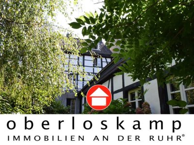 Stilvoll Wohnen in einem restaurierten Denkmal:Fachwerkhaus mit wunderschönem Garten in ruhiger Lage