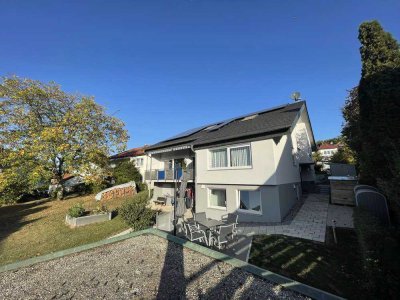 1-Zimmer-Erdgeschosswohnung mit Terrasse und Einbauküche in Grafenberg