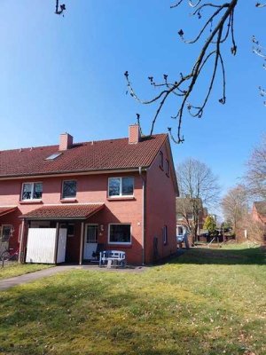 Gepflegtes Endreihenhaus mit großem Garten !
