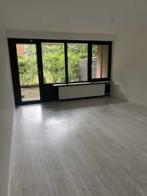 Helle 2-Zimmer Wohnung mit Terrasse