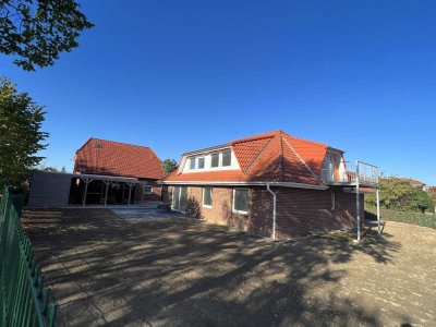 Exklusive 3-Zimmer-Dachgeschosswohnung mit Balkon in Bad Nenndorf