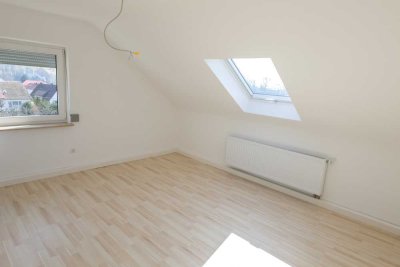 Moderne 3-Zi.-DG-Wohnung in Aspach-Rietenau