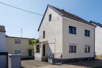 2 gut vermietete Zweifamilienhäuser in ruhiger Lage