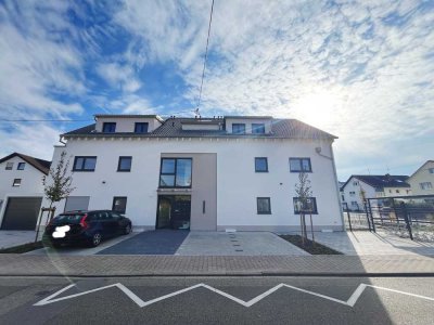 2 Zimmer Neubauwohnung mit Terrasse, Einbauküche, Stellplatz, Erstbezug in Walldorf