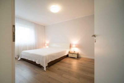 Stilvolle, moderne 2-Zi Wohnung mit Balkon /Einbauküche in Offenbach Westend
